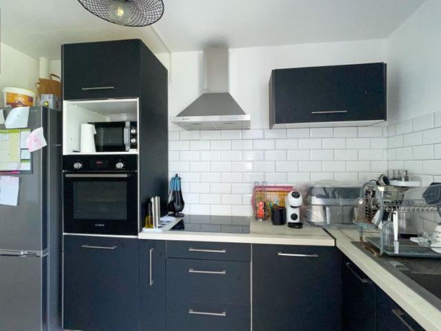 Location Appartement 1 pièce 10m² FORT DE FRANCE 97200