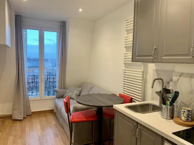 Location Appartement 1 pièce 11 m2 Asnieres sur seine