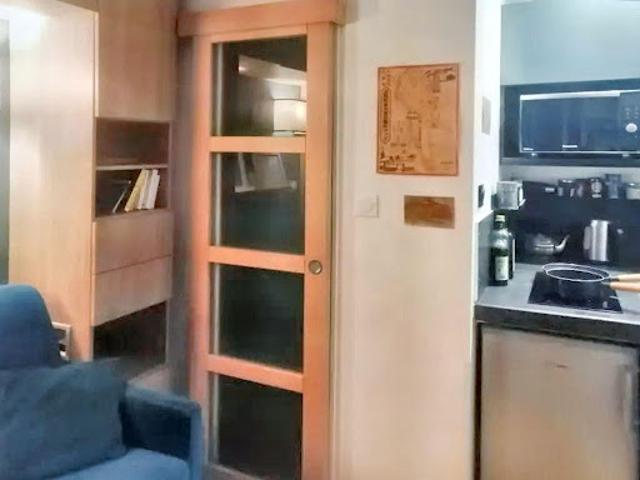 Location Appartement 1 pièce 11 m2 Paris 9ème