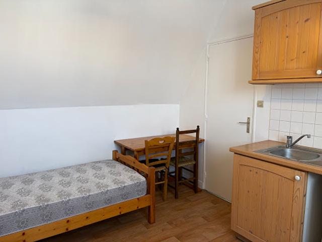 Location Appartement 1 pièce 11.9 m2 Angers