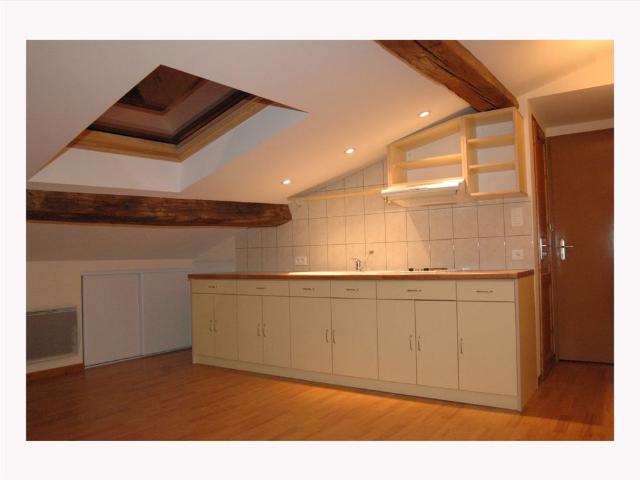 Location Appartement 1 pièce 11m²