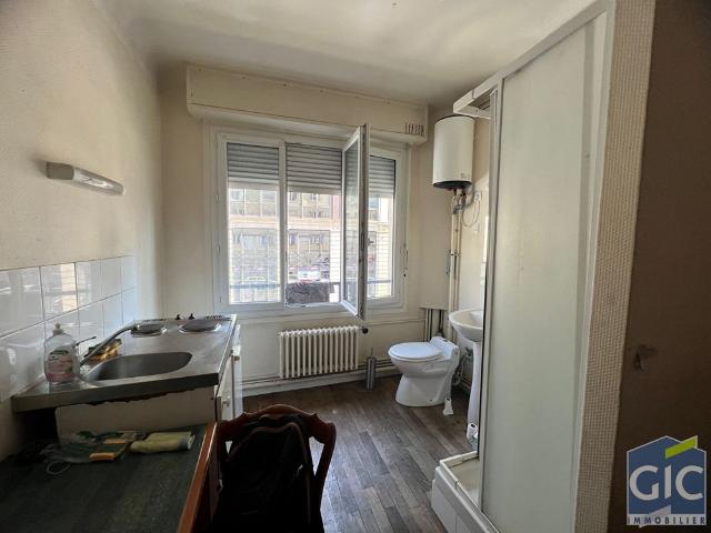 Location Appartement 1 pièce 11m²