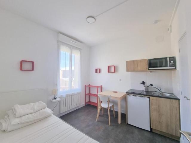 Location Appartement 1 pièce 11m² TOURS 37000