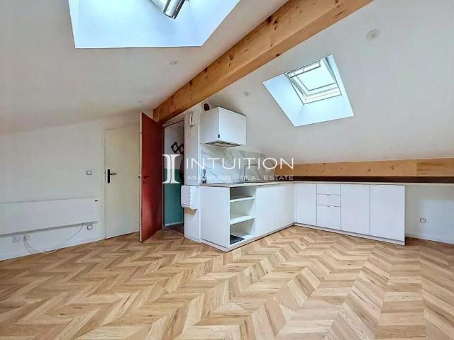 Location Appartement 1 pièce 11m² VALLAURIS 06220