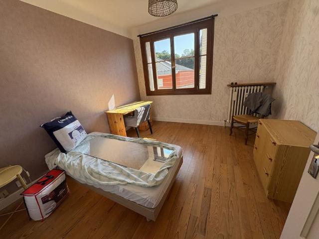 Location Appartement 1 pièce 11m² CHAMBERY 73000