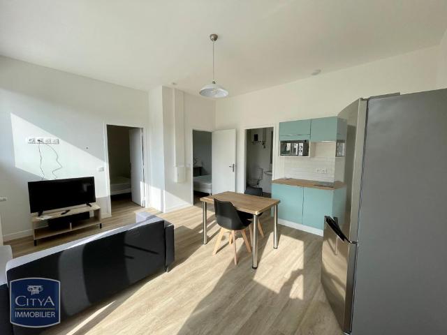 Location Appartement 1 pièce 11m² CHANGE 53810