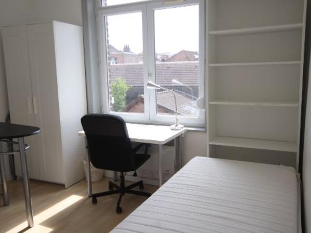 Location Appartement 1 pièce 11m² LILLE 59000