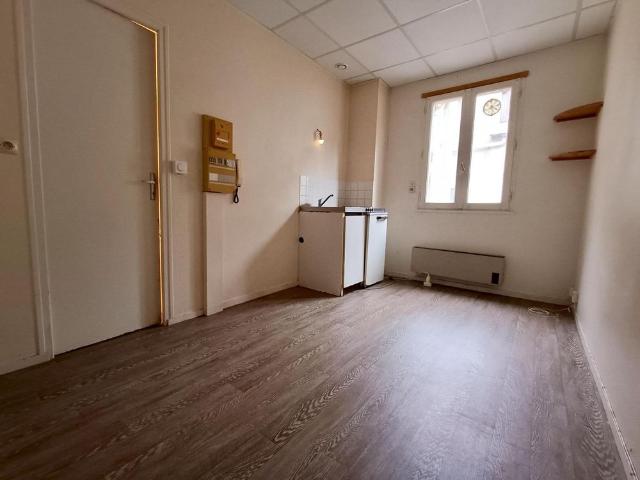 Location Appartement 1 pièce 11m² NANTES 44000