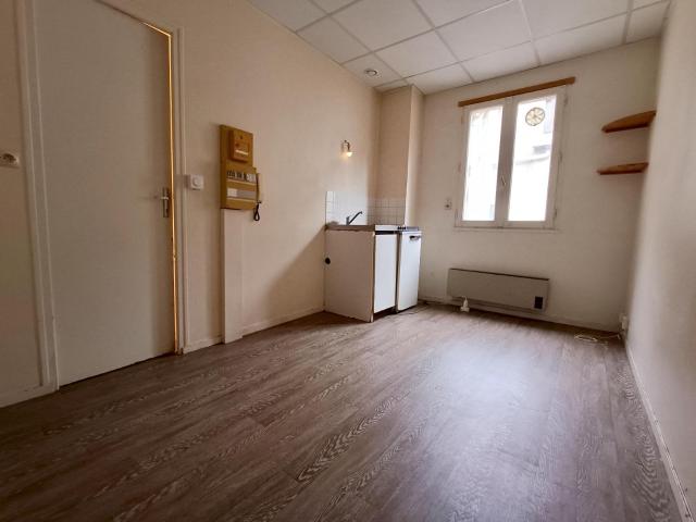 Location Appartement 1 pièce 11m² NANTES 44000