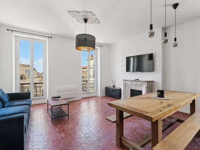 Location Appartement 1 pièce 120 m2 Marseille 6ème