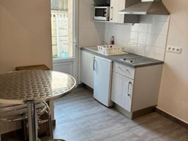 Location Appartement 1 pièce 12 m2 Mantes la Jolie