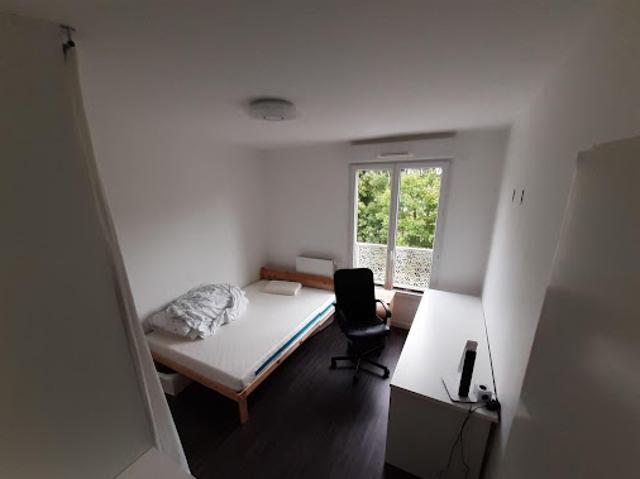 Location Appartement 1 pièce 12 m2 Montigny le Bretonneux
