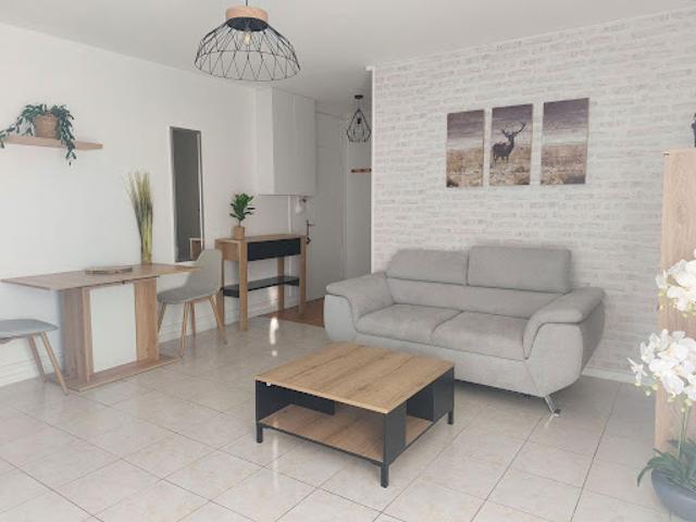 Location Appartement 1 pièce 12 m2 Orvault
