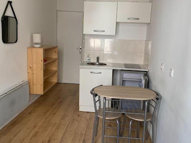 Location Appartement 1 pièce 12 m2 Limoges