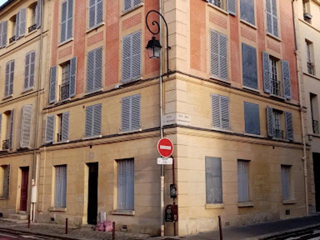 Location Appartement 1 pièce 12 m2 Versailles