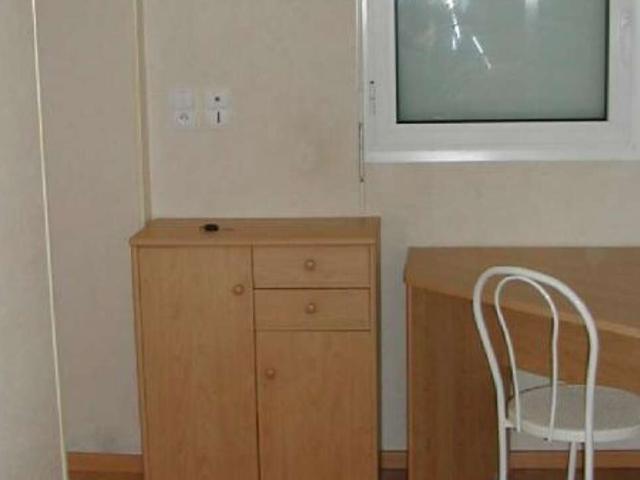 Location appartement 1 pièce 12 m² Angoulême 16000