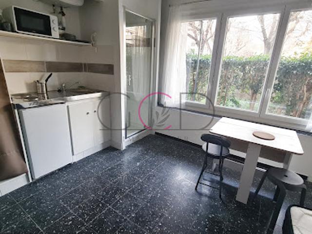 Location Appartement 1 pièce 12.03 m2 Aix en Provence