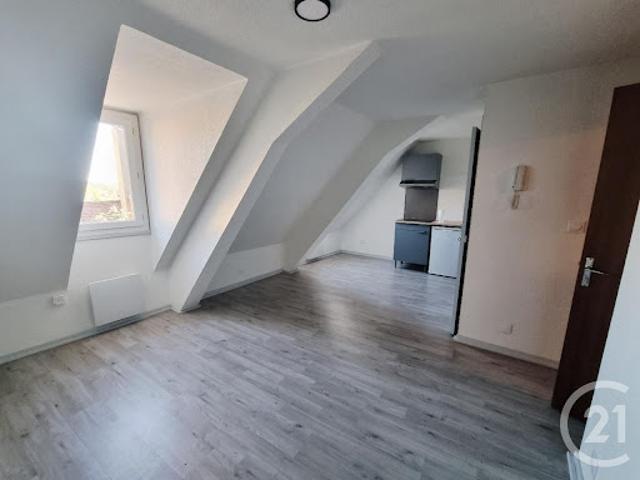 Location Appartement 1 pièce 12.43 m2 Gourdon