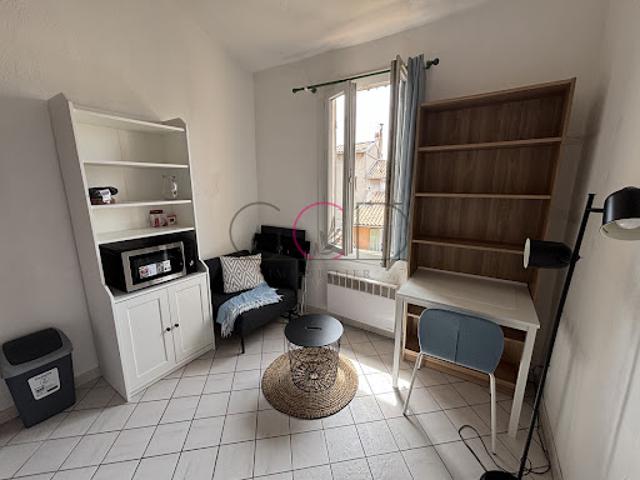 Location Appartement 1 pièce 12.81 m2 Aix en Provence