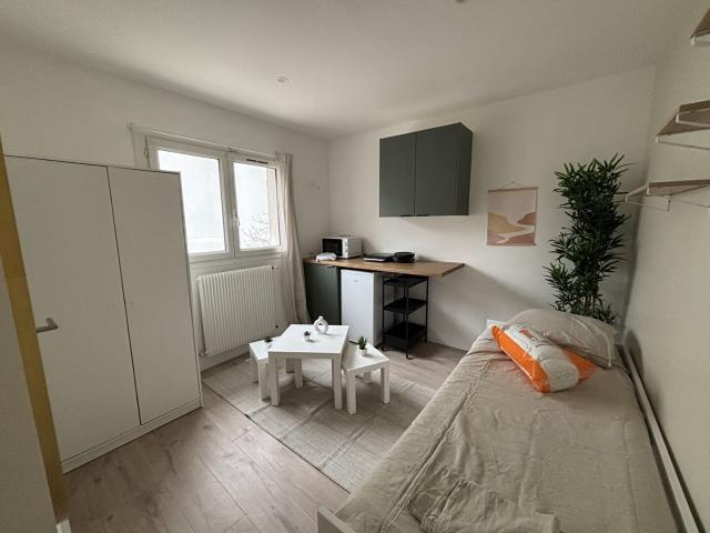 Location appartement 1 pièce, 12.95m², Drancy
