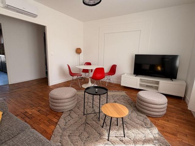 Location Appartement 1 pièce 12m²