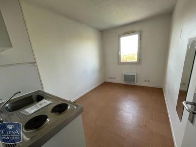 Location Appartement 1 pièce 12m² TOURS 37200