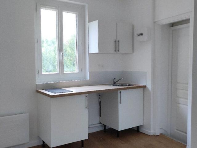 Location Appartement 1 pièce 12m² BARENTIN 76360