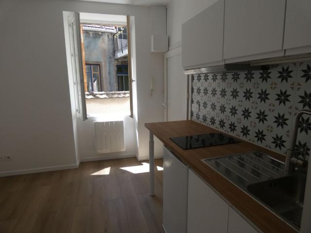 Location Appartement 1 pièce 12m² BEAUNE 21200