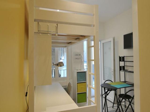 Location Appartement 1 pièce 12m² REIMS 51100