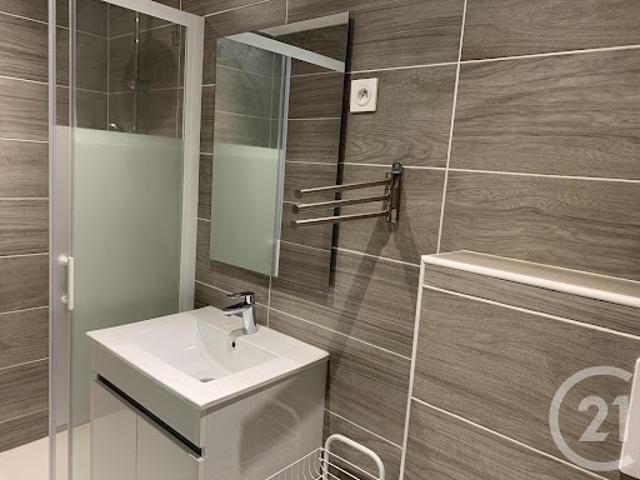 Location Appartement 1 pièce 13.5 m2 Orsay