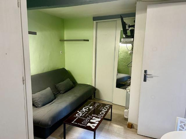 Location appartement 1 pièce, 13.60m², Clermont Ferrand