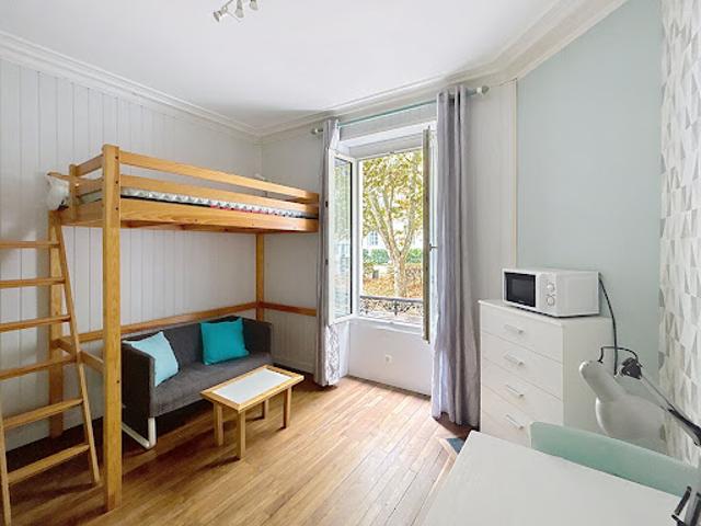 Location Appartement 1 pièce 13.6 m2 Auxerre