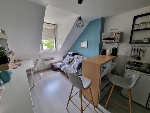 Location appartement 1 pièce 13.73 m2 à La Riche