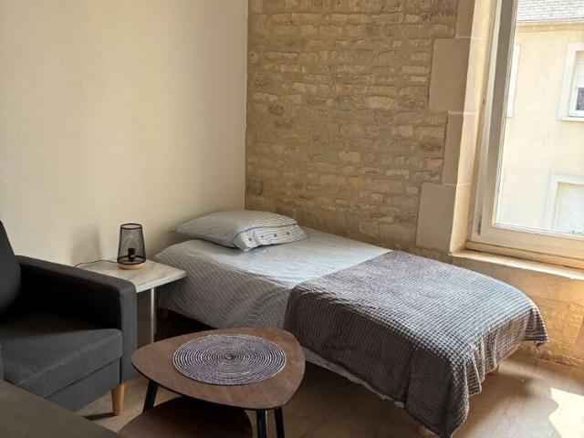 Location Appartement 1 pièce 13m²