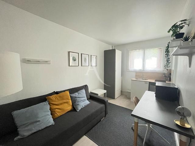 Location Appartement 1 pièce 13m²