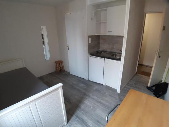 Location Appartement 1 pièce 13m² TOULOUSE 31400
