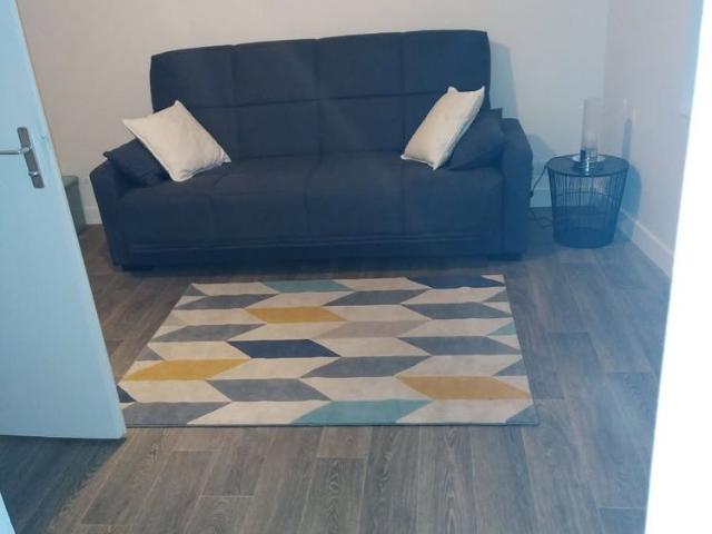 Location Appartement 1 pièce 13m² ANGOULEME 16000