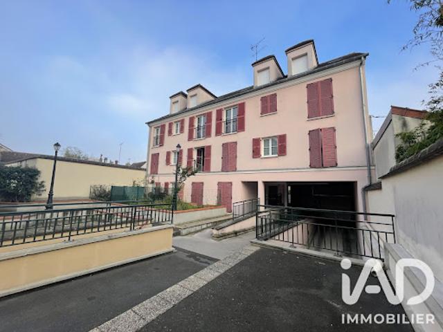 Location Appartement 1 pièce 24 m2 Montereau Fault Yonne