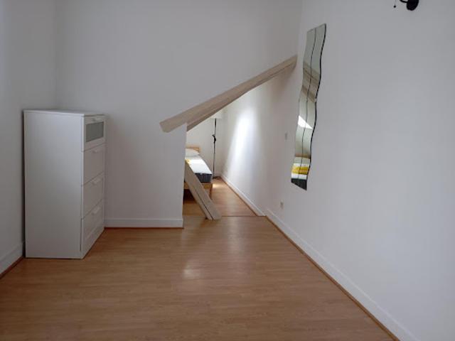 Location Appartement 1 pièce 24 m2 Nemours