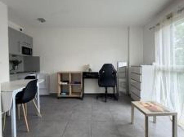 location appartement 1 pièce 24 m2 aube 10000 445 €