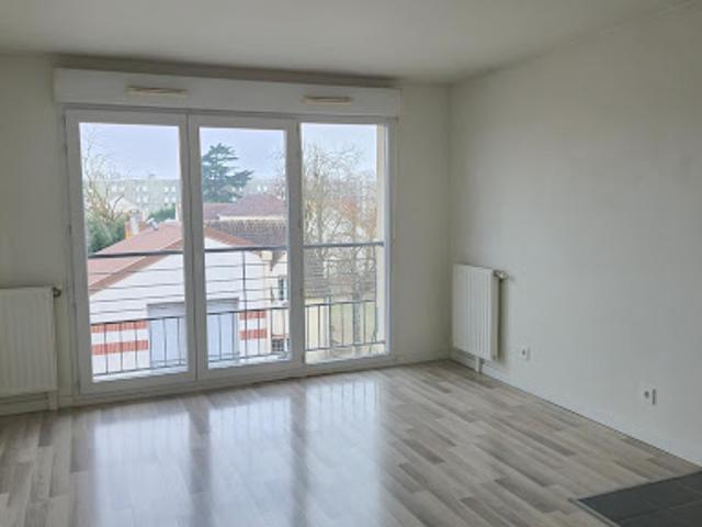 Location Appartement 1 pièce 24 m2 Conflans Sainte Honorine