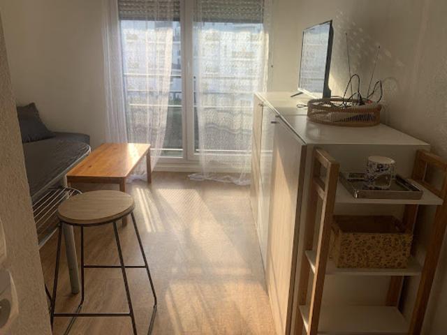 Location Appartement 1 pièce 24 m2 Villeneuve la Garenne