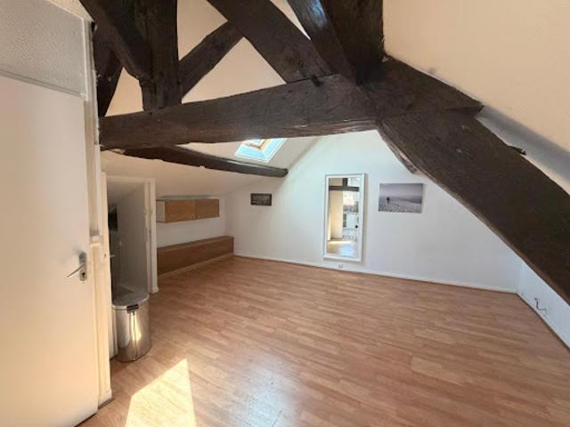 Location Appartement 1 pièce 24 m2 Yerres