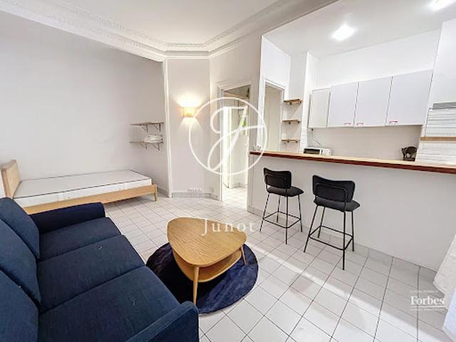 Location Appartement 1 pièce 24.1 m2 Paris 18ème