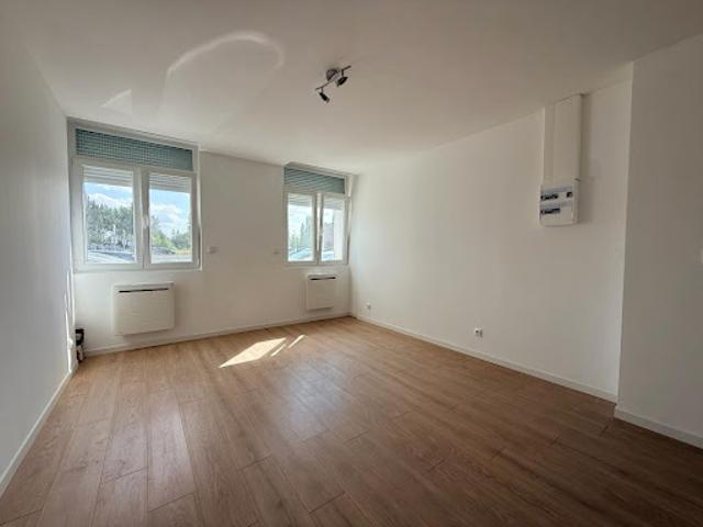 Location Appartement 1 pièce 24.23 m2 Armentieres