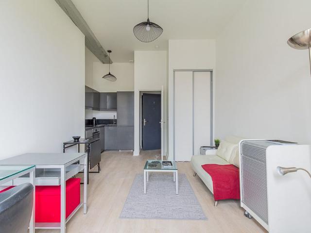 Location appartement 1 pièce, 24.40m², Yerres