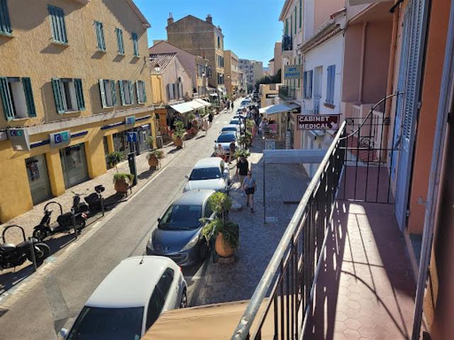 Location Appartement 1 pièce 24.67 m2 Le Lavandou