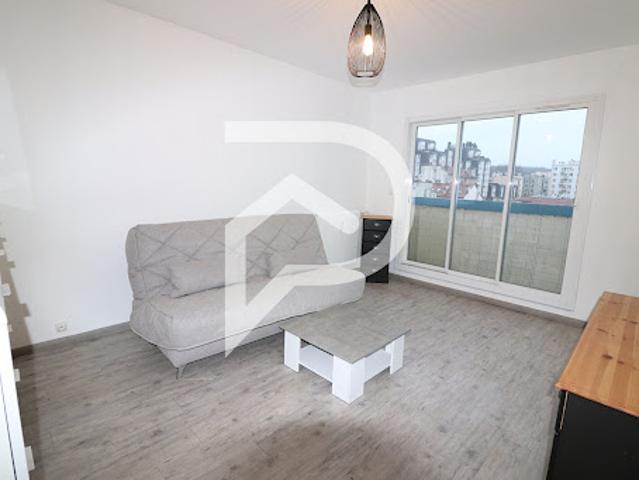 Location Appartement 1 pièce 24.69 m2 Clamart