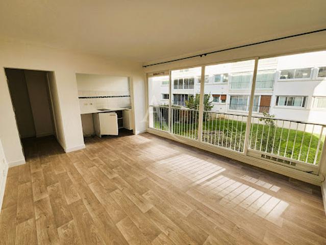 Location Appartement 1 pièce 24.78 m2 Antony