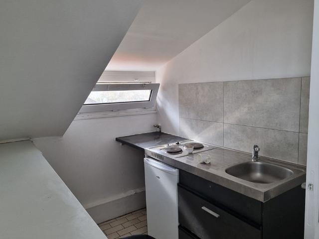 Location appartement 1 pièce, 24.70m², Quincy sous Sénart